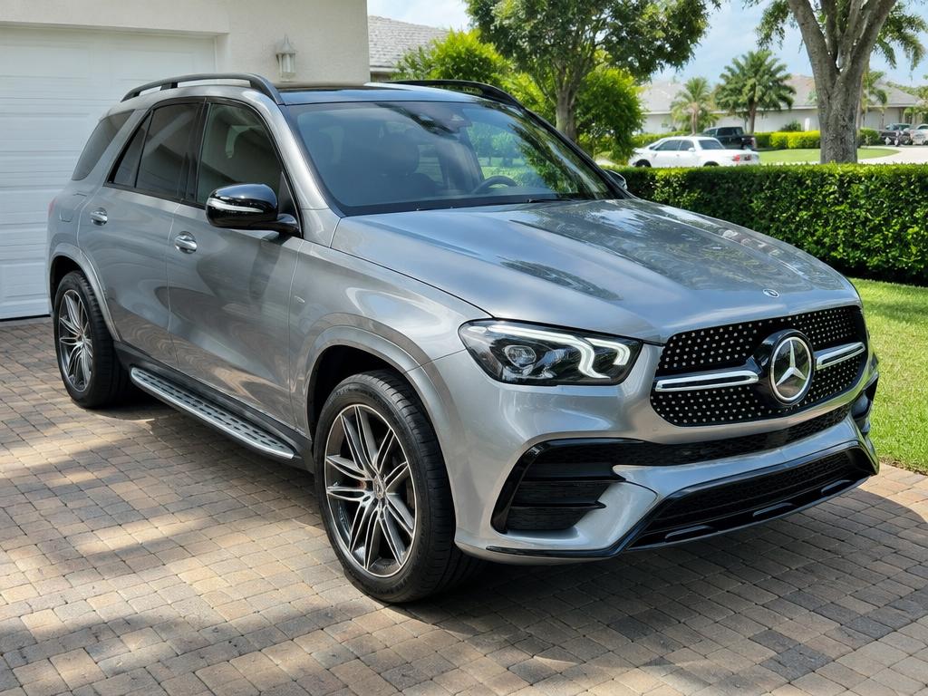 Silver Mercedes-Benz GLE-Class SUV freshly detailed by Vortan